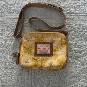 Brakeburn Allium Camera Bag in Yellow NWOT